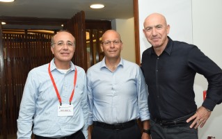 קובי הבר עם הממונה על הביטוח